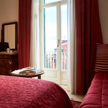 Suite Klimt P.Zza Amedeo Napoli Eksteriør bilde